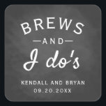 Sticker Carré Brews and I Do's Chalkboard Brewery Mariage<br><div class="desc">Les mariages de brasserie sont si populaires en ce moment et cet adorable sticker Brews and I Do's chalkboard est parfait pour l'occasion! L'arrière - plan du tableau est rustique et charmant,  tandis que les brasseries et la typographie de moi embrassent l'atmosphère amusante d'une brasserie.</div>