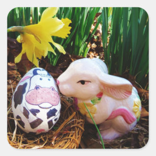 Sticker Carré Bunny de Pâques embrasser Oeuf de vache