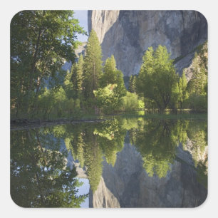 Sticker Carré CA, Parc national de Yosemite, El Capitan reflété 