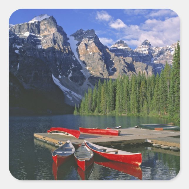 Sticker Carré Canada, Alberta, Moraine Lake. Des pirogues rouges (Devant)