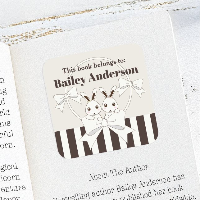 Sticker Carré Ce Livre Appartient À La Plate-Forme Des Enfants M (Créateur téléchargé)