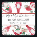 Sticker Carré Christmas Gnome Deer Antler Red Watercolor Adresse<br><div class="desc">"Sticker Carré d'adresse couleur rouge Antler de Noël Gnome Deer Antler." Envelope Sceller et l'autocollant d'adresse de retour ajoute de la beauté à vos enveloppes de cartes de Noël. Images d'aquarelle peintes à la main de jolis Gnomes de Noël en rouge, gris et blanc avec une bordure de feuillage. Créée...</div>