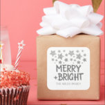 Sticker Carré Christmas Sparkle Stars Joyeux Nom de famille<br><div class="desc">Étoiles de Noël Joyeux Stickers blancs de nom de famille. Magnifique Enveloppement Cadeau Fournitures avec parties scintillant brillantes argent glamour faux étincelants. Photo des éclats d'argent,  pas de parties scintillant réelle !</div>