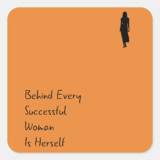 Sticker Carré Citation D'Autonomisation Derrière La Femme Est El