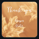 Sticker Carré citrouille avec mariage de automne accent feuille<br><div class="desc">Ces autocollants de remerciement mariage d'automne ont un thème de couleur citrouille avec des feuilles d'érable monochromatiques subtils accédant à un gradient fleuri dans les tons de citrouille terrestre - par katz_d_zynes</div>