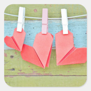 Sticker Carré Coeur Papier Accroché Sur La Ligne De Clothèse