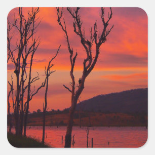 Sticker Carré Colonne de coucher de soleil sur le lac Awoonga