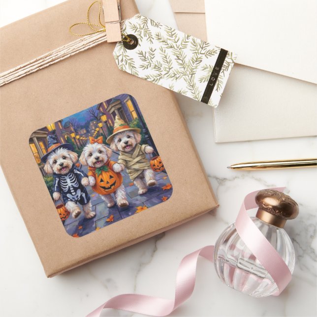 Sticker Carré Costumes d'Halloween Bichon Frise (Cadeaux)