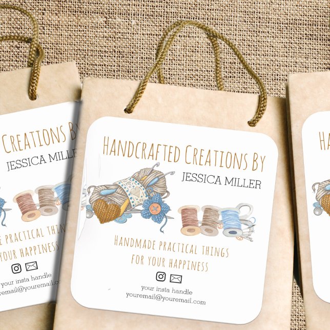 Sticker Carré Créations artisanales Fils et couture blanc (Handcrafted Creations packaging label with social media and email icons)