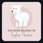 Sticker Carré Cute 'Ce Livre Appartient' Polar Bear Kids Boite<br><div class="desc">Cette belle boîte de livres pour enfants "ce livre appartient" design autocollant comprend une illustration d'ours polaire d'hiver unique sur un arrière - plan de flocon de neige rose. Ce joli design dispose également d'un endroit où vous pouvez ajouter le nom de votre fille. Le design hivernal parfait pour les...</div>