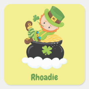 Sticker Carré Cute Leprechaun sur une casserole d'or