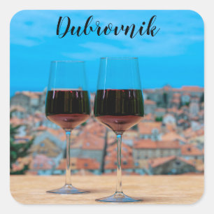 Sticker Carré Deux verres de vin rouge avec vue sur Dubrovnik