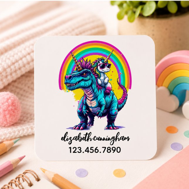 Sticker Carré École de nom de licorne chevauchant un dinosaure a (Unicorn Riding Dinosaur Rainbow Name school Square Sticker)