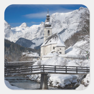 Sticker Carré Eglise dans la neige avec les Alpes