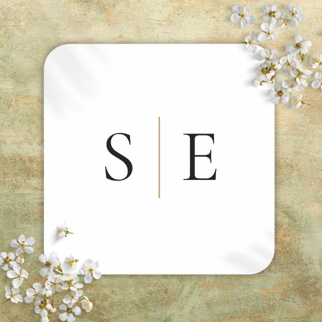 Sticker Carré Élégant Noir Monogramme Minimaliste (Elegant Gold Black Monogram Minimalist Square Sticker)