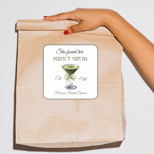 Sticker Carré Élégante Elle a Trouvé Son Matcha Parfait pour sa 