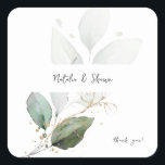 Sticker Carré Eucalyptus léger Merci vert or brillant<br><div class="desc">Décorez vos enveloppes ou autres objets avec votre nom et autocollants modernes Light Eucalyptus Glow Gold Greenery. Facultatif merci texte.</div>