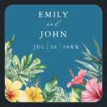Sticker Carré Favori de mariage Fleurs tropicales bleues océan<br><div class="desc">Ces autocollants de favori de mariage à fleurs tropicales aquarelles modernes bleues océan avec verdure peuvent être personnalisés avec vos informations en typographie élégante. Conçu par Thisisnotme©</div>