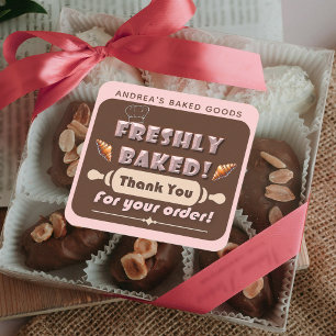 Sticker Carré Fraîchement cuits Brown et Pink Bakery Merci migno