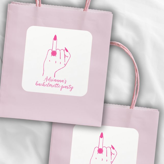 Sticker Carré Funky moderne rose Bachelorette mariée anneau doig (funny modern ring finger bachelorette party pink )