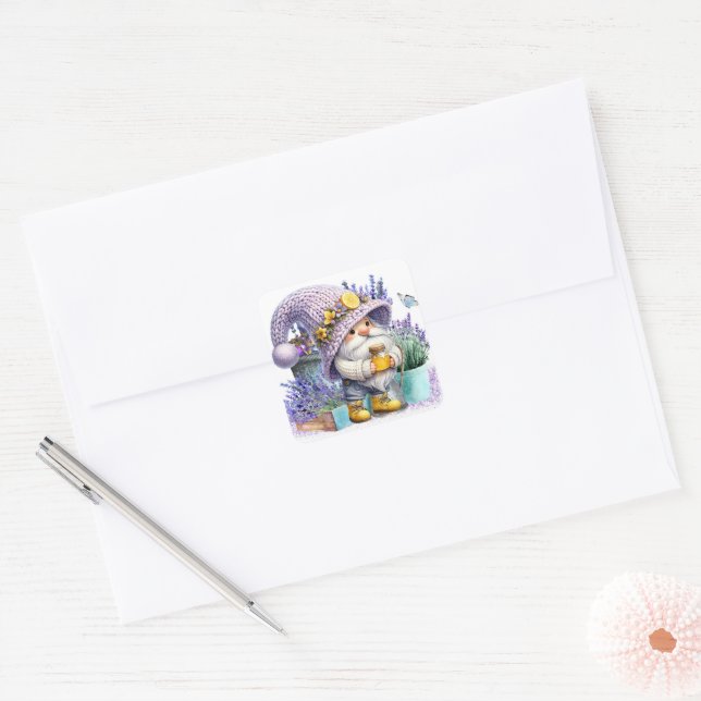 Sticker Carré Gnome Lavande Mignon (Enveloppe)