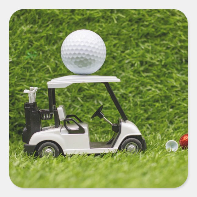 Sticker Carré Golf Ball on Golf Panier sur Green Grass (Devant)
