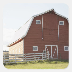 Sticker Carré Grange en paysage rural