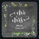 Sticker Carré Greenery Bouquet Mr & Mrs Typography Chalkboard<br><div class="desc">Sur un arrière - plan en damier texturé, j'ai ajouté un bouquet artistique désordonné de vaporisateurs de verdure aquarelle. Le centre était couvert d'un carré en damier bordé qui fait un cadre parfait pour vos détails personnels ; les espaces réservés modèles ont été configurés pour vos noms et votre date,...</div>