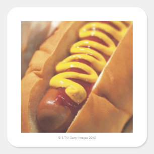 Sticker Carré gros plan d'un hot-dog