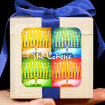 Sticker Carré Hanoukka 4 Menorah jaune bleu vert rouge gras Nom<br><div class="desc">Une photo de gros plan de 4 photos de menorah d'art aux couleurs vives vous aide à inaugurer les vacances d'Hanoukka. Sentez la chaleur et la joie de la saison des Fêtes chaque fois que vous utilisez cet impressionnant autocollant Hanoukka coloré. Des cartes de correspondance, des timbres, des sacs fourre-tout,...</div>
