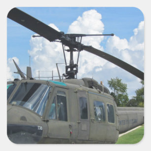 Sticker Carré Hélicoptère vintage de militaires du Vietnam Uh-1