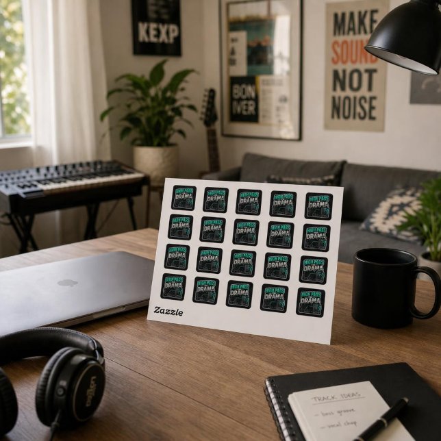 Sticker Carré Highpass the Drama – Synth Nerd (Créateur téléchargé)