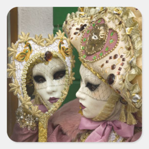Sticker Carré Italie, Venise, île de Burano. Femme habillée en