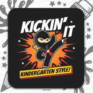Sticker Carré Jardin D'Enfants Ninja Tirer Un Coup D'Oeil Premie