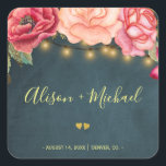 Sticker Carré Jouer chic pivoines navy chalkboard coeurs mariage<br><div class="desc">Texte modifiable faveur autocollant avec gros pivots rose vintage,  deux petits coeurs dorés et des lumières scintillantes sur arrière - plan de tableau noir marine de minuit. Idéal pour votre nuit d'été de printemps | jardin | automne | élégant luxe rustique vintage | mariage à thème jardin extérieur.</div>