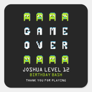 Sticker Carré Le jeu au-dessus de la partie d'aliens de monstre