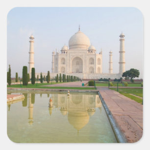 Sticker Carré Le Taj Mahal paisible et calme au lever du soleil,