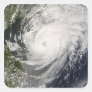 Sticker Carré Le typhon Neoguri approche de la Chine