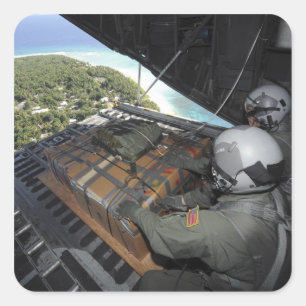 Sticker Carré Les aviateurs poussent une palette de biens donnés