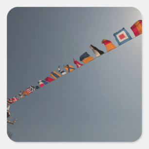 Sticker Carré Les drapeaux volent au-dessus de la plate-forme