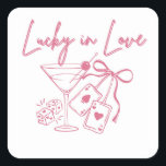 Sticker Carré Lucky Love Vegas Casino Fête de Fiançailles de Fil<br><div class="desc">Apportez l’ambiance de Vegas à votre célébration spéciale avec ce design élégant inspiré des casinos et intitulé « Chanceux en amour » ! Avec un verre à martini, des dés et une paire d’as de cœur noués avec un ruban, cette œuvre d’art ludique est parfaite pour n’importe quelle enterrement de...</div>