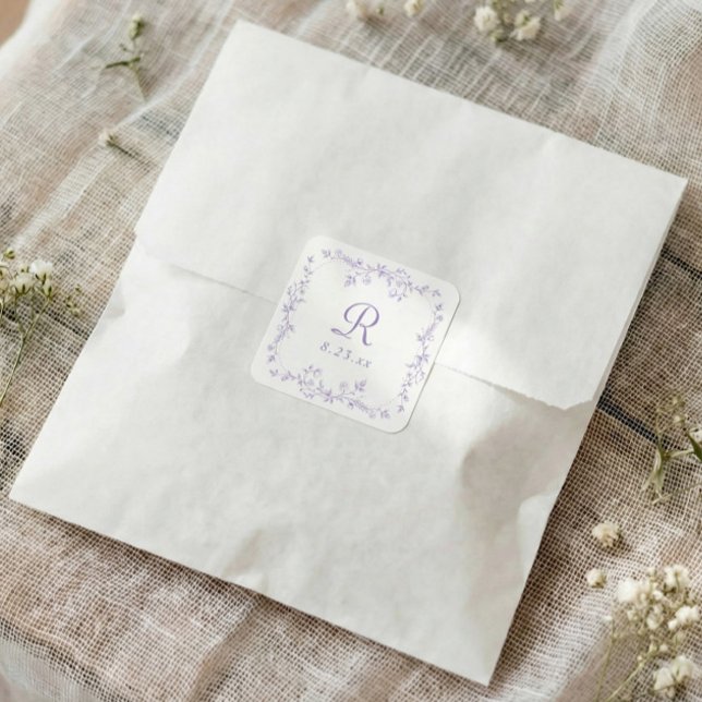 Sticker Carré Mariage Monogramme Fleuriste Lavande Violet França (Lavender wedding monogram sticker with vintage French floral frame and wedding date)