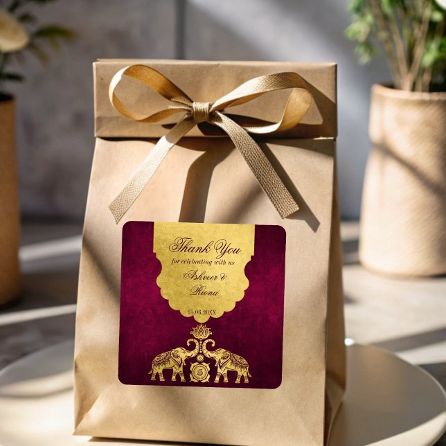 Sticker Carré Maroon et l'or éléphants mariage indien merci (Maroon and gold elephants Indian wedding thank you Square Sticker)