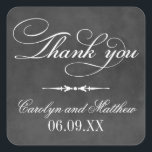Sticker Carré Merci de Mariage vintage Black Chalkboard<br><div class="desc">mariage carré monogramme faveur autocollant avec "Merci" dans l'élégante écriture de script blanc. Arrière - plan qui a un aspect rustique noir tableau noir texturé.</div>