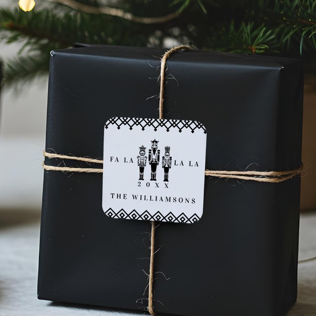 Sticker Carré Noir et blanc Motif tendance Noisette Noisette Noë (Black & White Trendy Pattern Nutcracker Christmas Square Sticker)