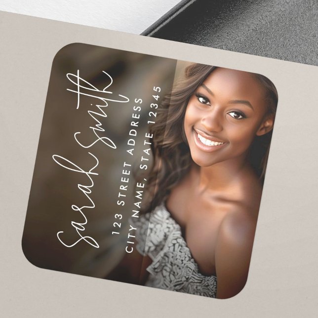 Sticker Carré Photo moderne - couverture sombre adresse de retou (Modern photo dark overlay graduate return address square sticker)