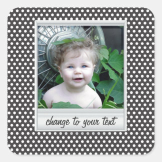 Sticker Carré photoframe sur polkadot blanc et noir