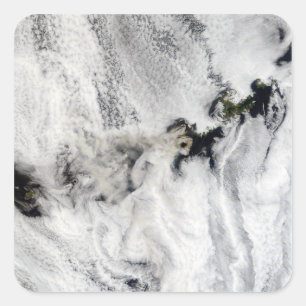 Sticker Carré Plume du volcan Okmok, îles Aléoutiennes