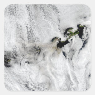 Sticker Carré Plume du volcan Okmok, îles Aléoutiennes 2