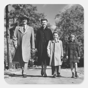 Sticker Carré Promenade en famille